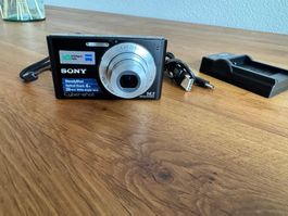 Sony cyber shot DSC W320