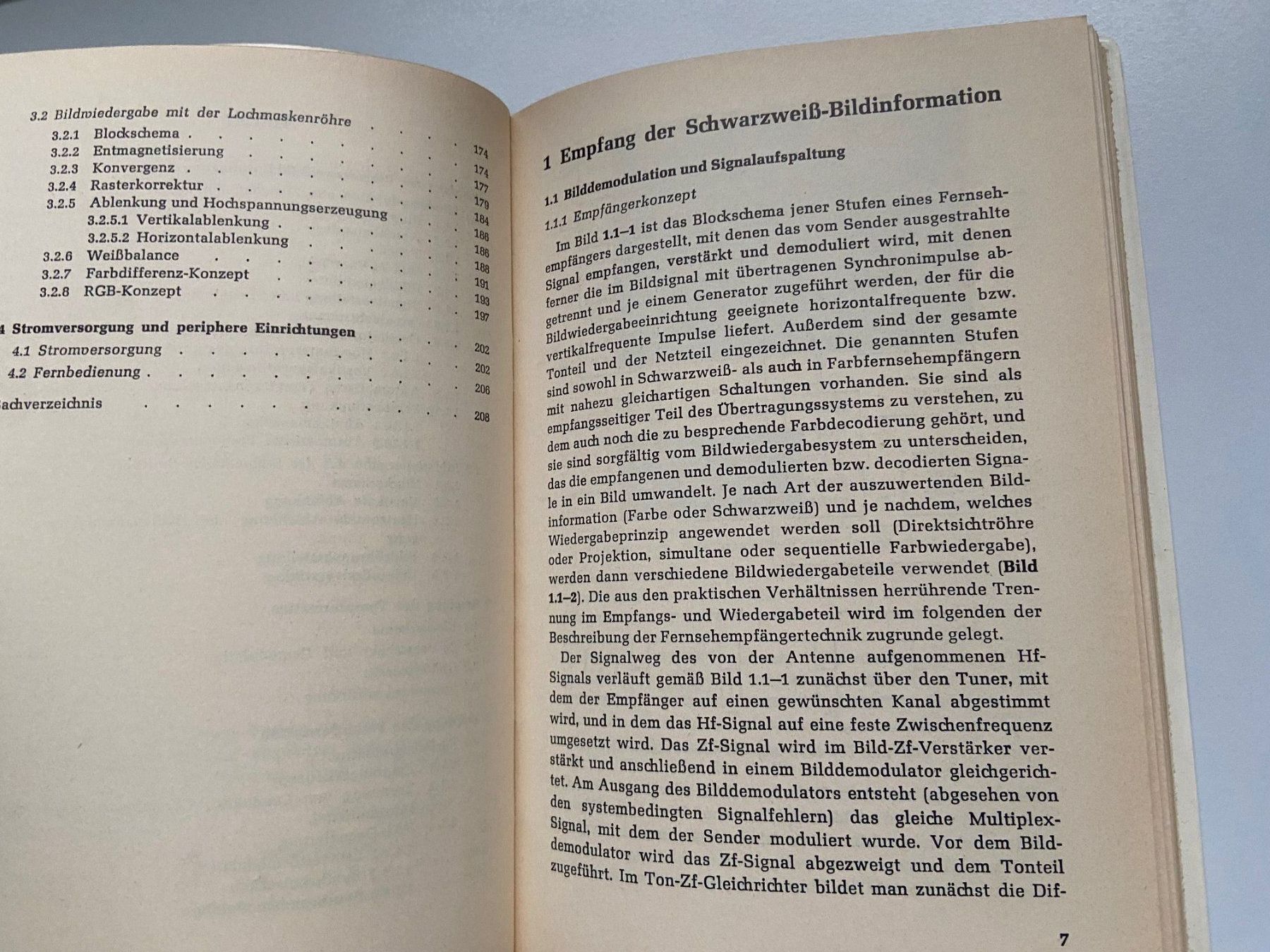 Libri: Buch Fernsehempfänger Schaltungstechnik – Usato da Langnau am Albis venduto da Danig0 2