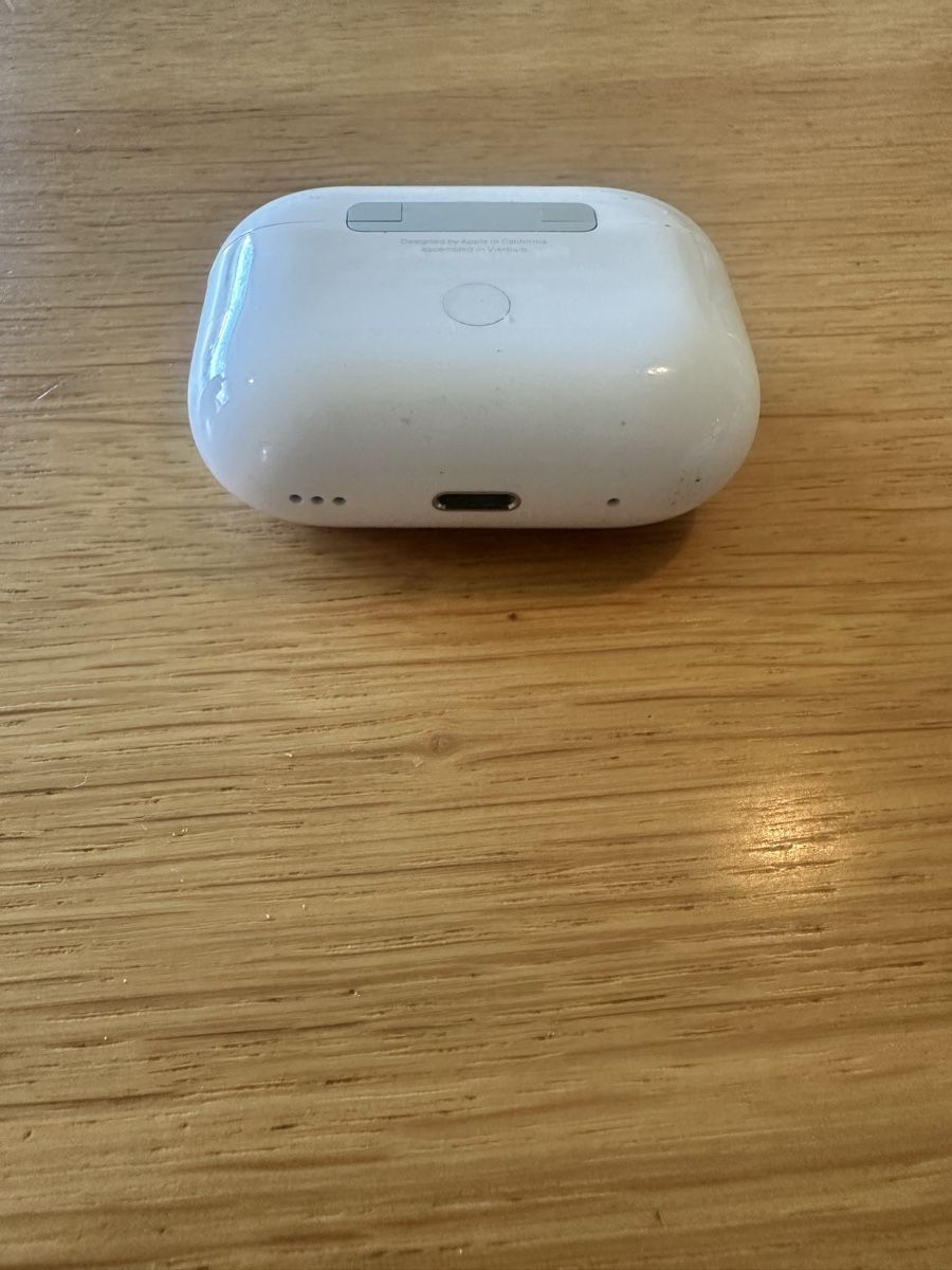Apple Cuffie: Air Pods Pro 2. Generation nur Ladecase – Usato da Zürich venduto da oli_k9zc 3