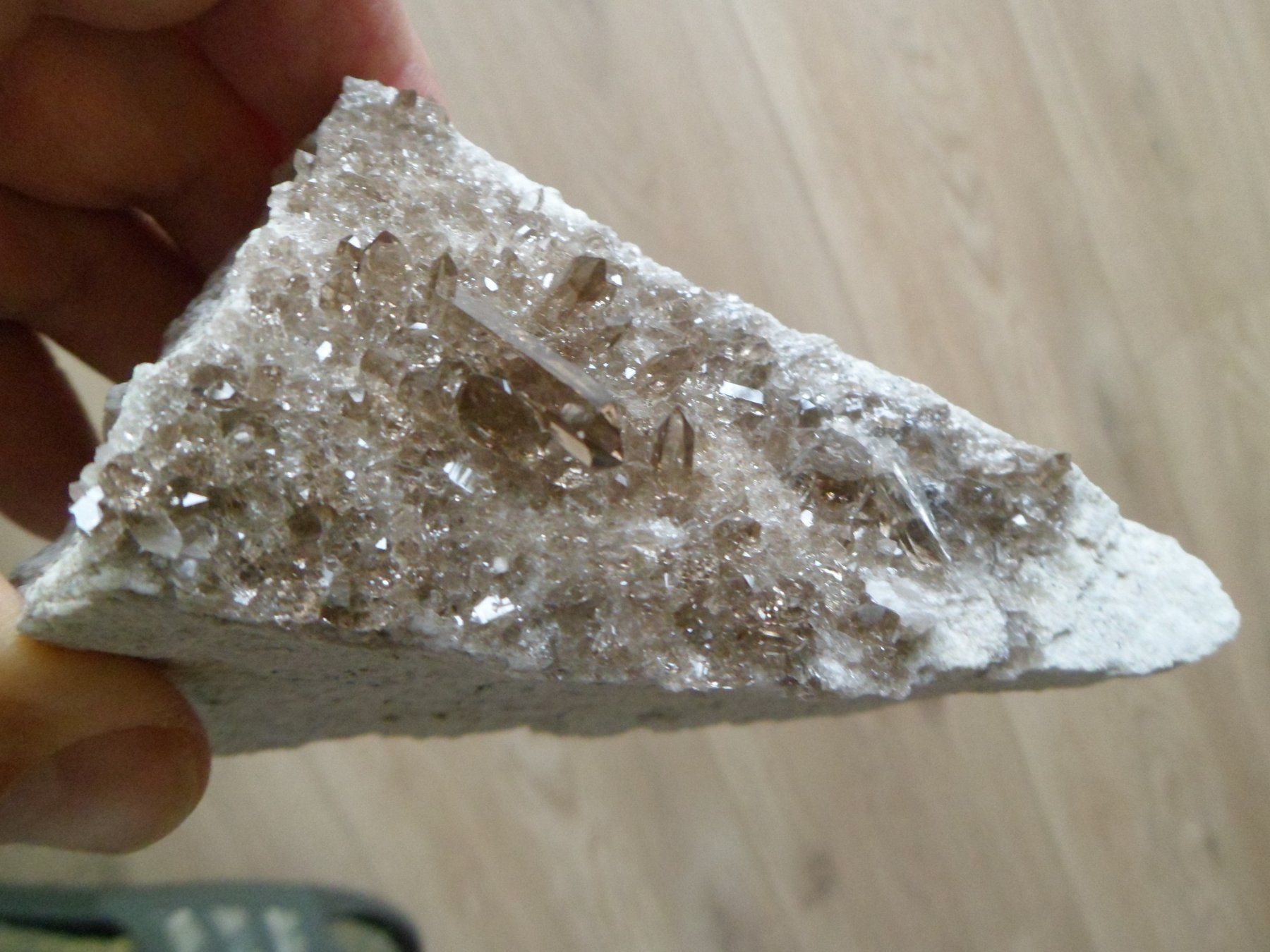 Minerali & Pietre curative: Rauchquarz auf 2 Seiten. Schweiz – Usato da Affoltern am Albis venduto da Fossil60
