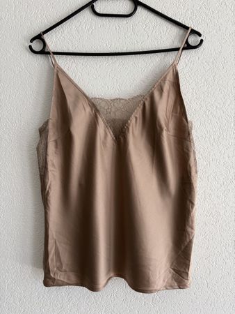 Haut Dynamite satin avec dentelle beige taille M