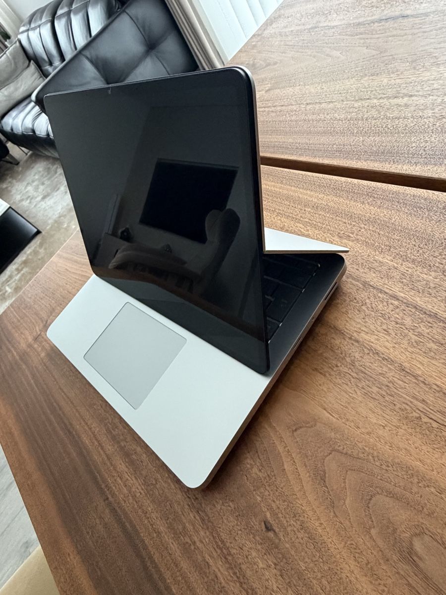 Microsoft Notebook: Surface Laptop Studio 2 i7 RTX4060 64GB 1TB + Pen – Nuovo (secondo la descrizione) da Adligenswil venduto da dur_9rn8 4
