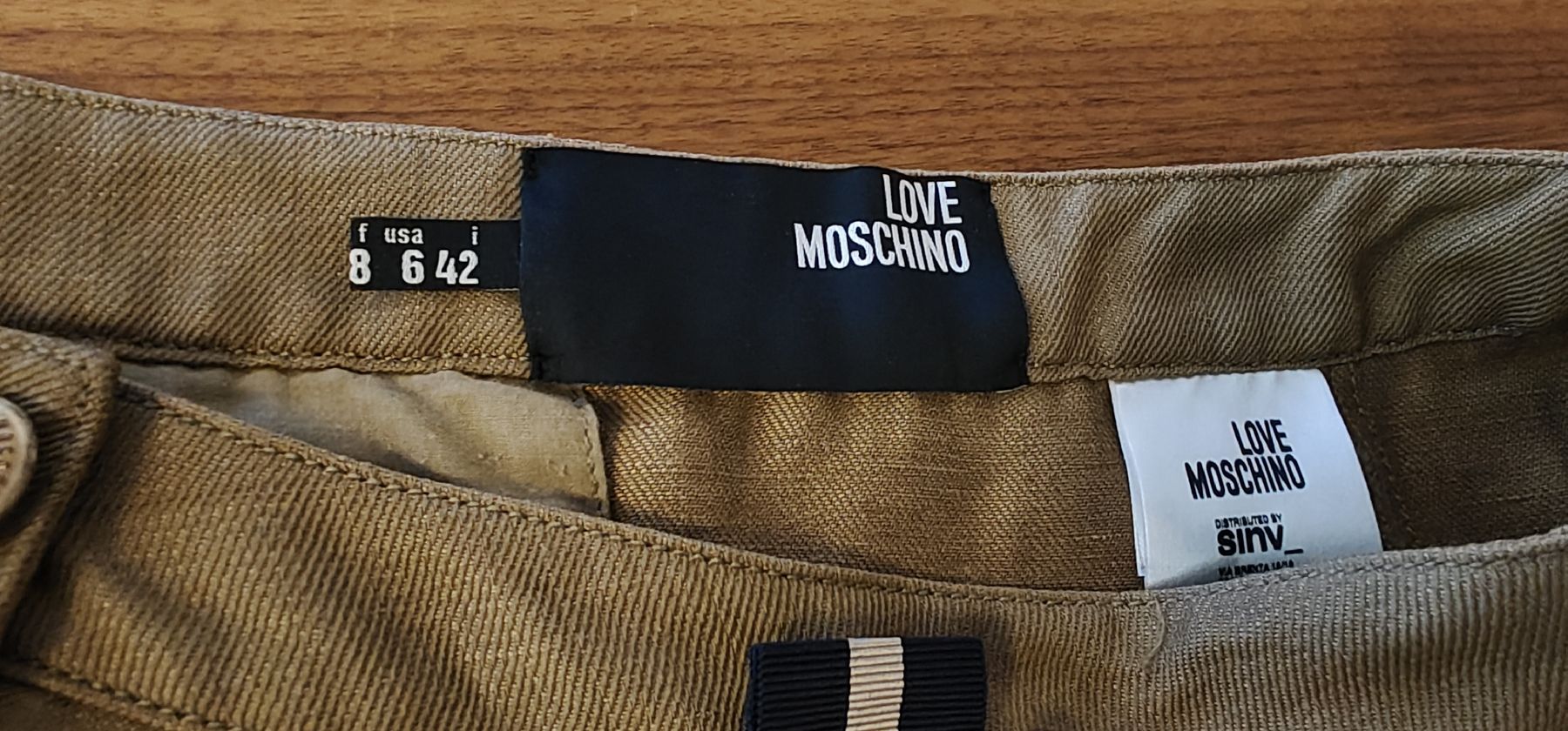 Moschino Röcke: Moschino Love Skirt – Gebraucht aus Meilen von Aphrodite87 2