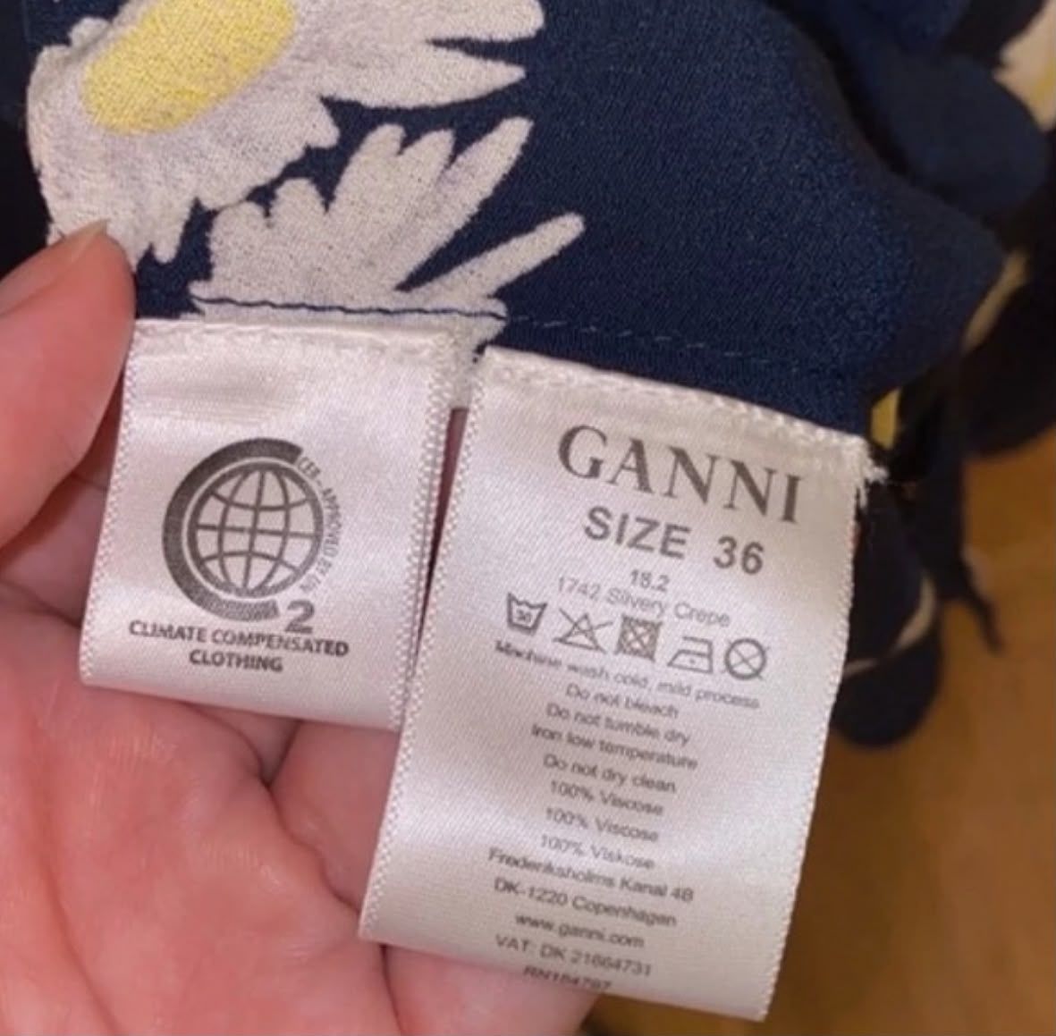 Ganni Chemisiers: Chemisier Ganni  – D'occasion à Genève par Lilimouss 1