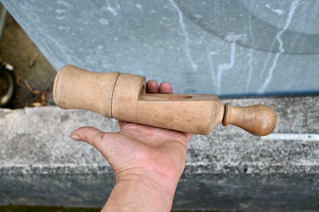 Apribottiglie & Tappi per chiusura: alter Holz - Flaschenverkorker VERZAPFER – Usato da Pfaffhausen venduto da mono_rec 4