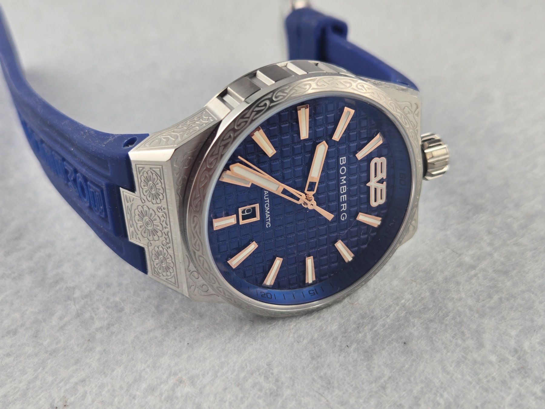 Bomberg Orologi: Bomberg Bolt-68 Neo Auto Metropolis Blue – Nuovo (secondo la descrizione) da Chabrey venduto da Horology 3