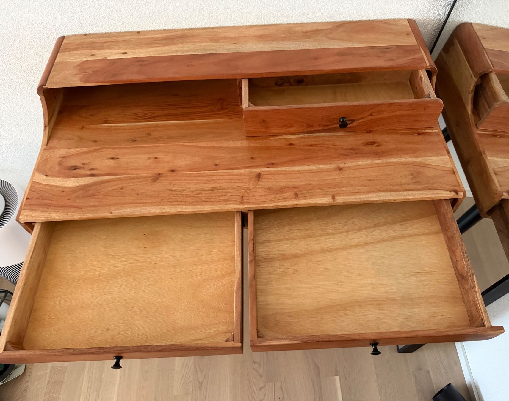 Bureaux: Schreibtisch Holz – D'occasion à Au ZH par tan_gy8j 2