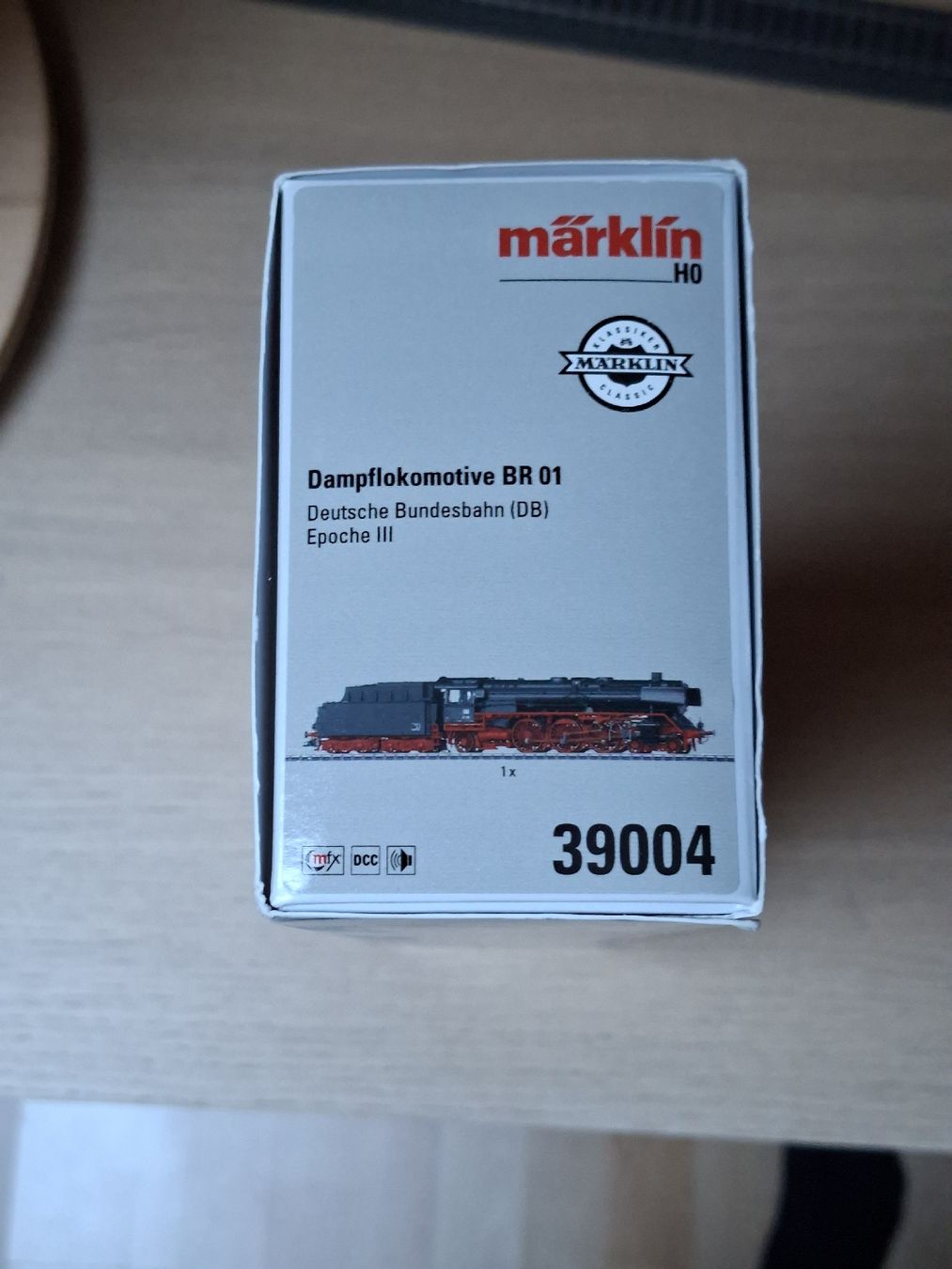 Märklin Modellini di ferrovie: Märklin 39004 BR01 – Usato da Oftringen venduto da Bahnverkauf_h0 1