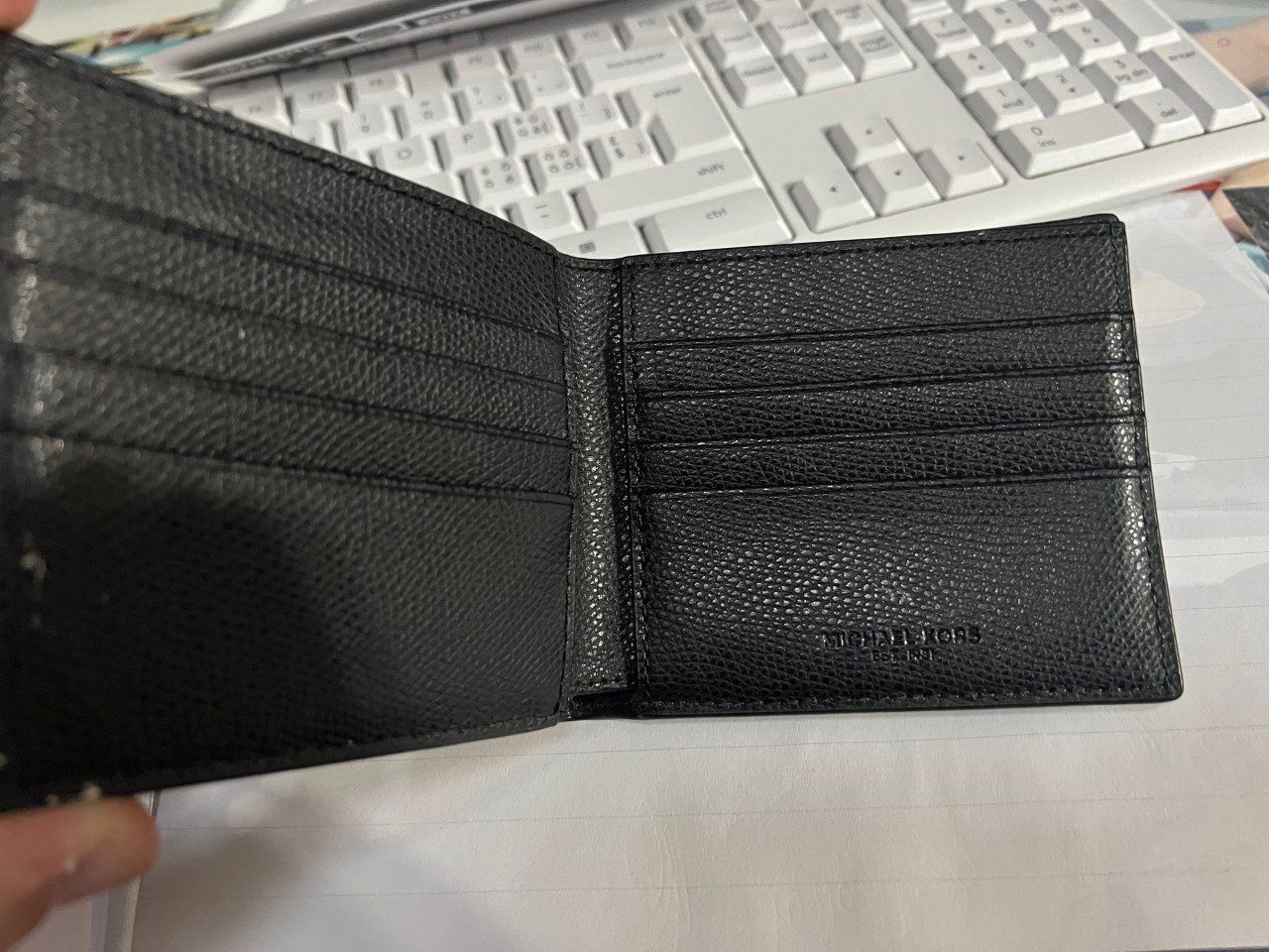 Portefeuilles: Michael Kors Brieftasche – D'occasion à Lupfig par Pluribus 1