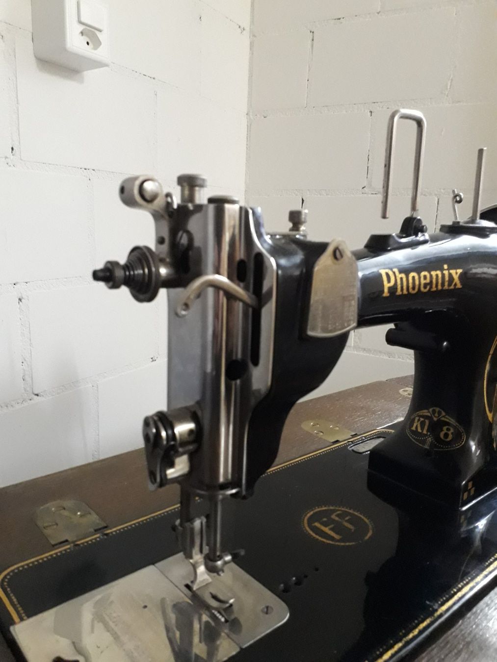 Phoenix Macchine da cucire: Antike Nähmaschine Phoenix – Usato da Weinfelden venduto da heibo02 4