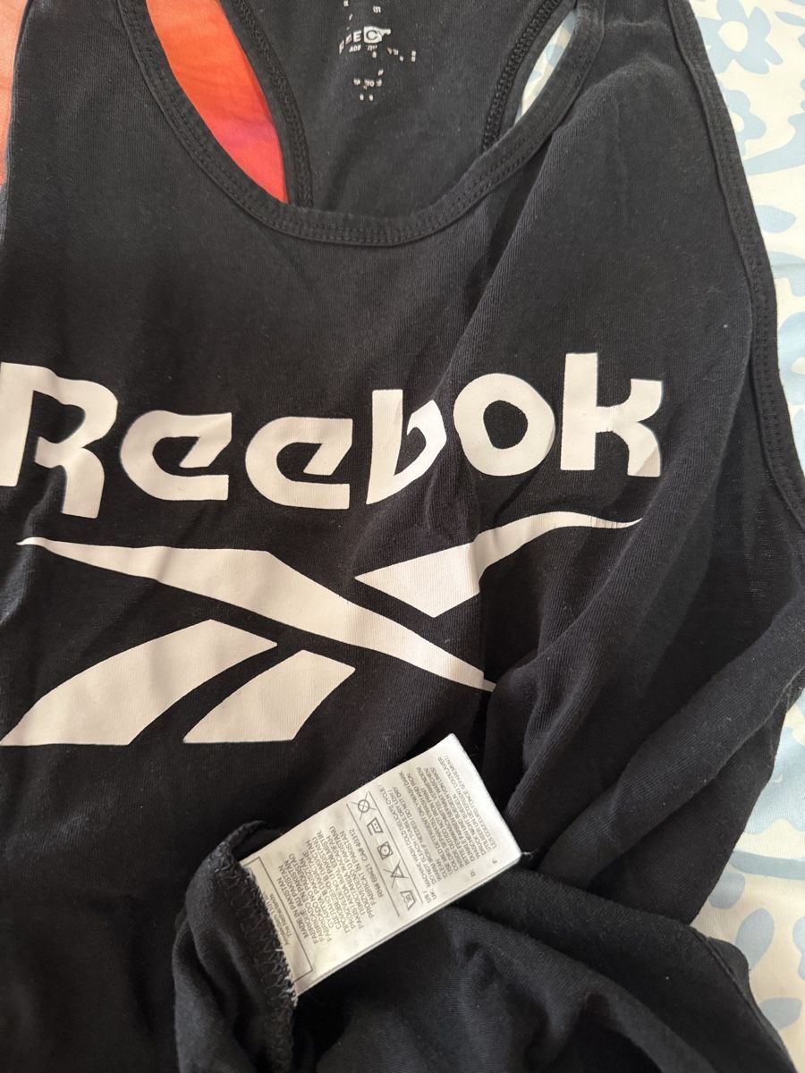 Reebok Top: Débardeur noir REEBOK – Usato da Tolochenaz venduto da izz_7vdk 1