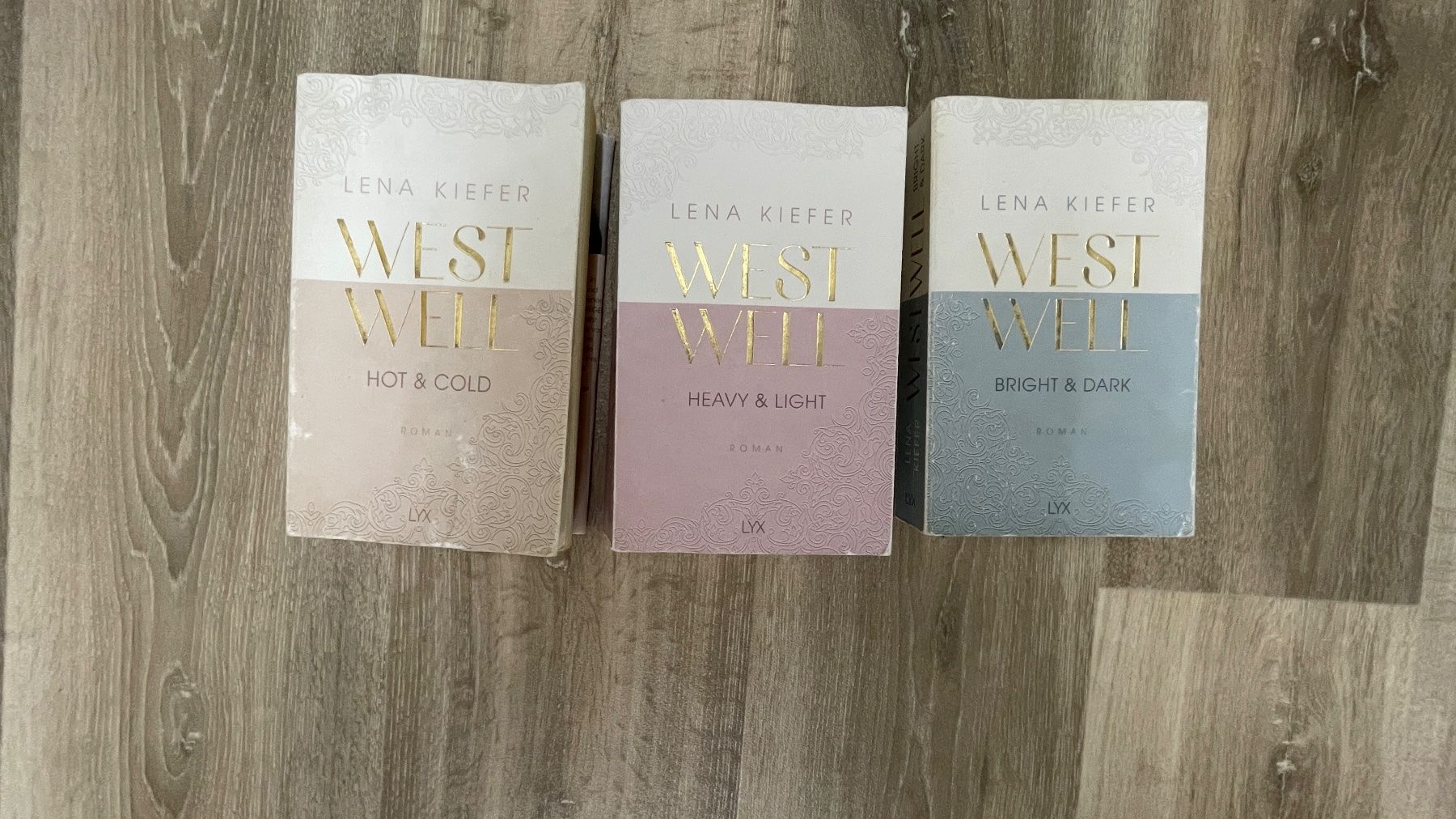 Bücher: WestWell Bücherreihe – Gebraucht aus Schliern b. Köniz von Lorena.h