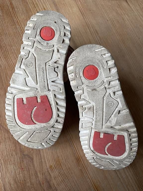 Scarpe per ragazze: Leder Sandale Elefanten Gr. 29 – Usato da Basel venduto da Tulipana_Miao 1
