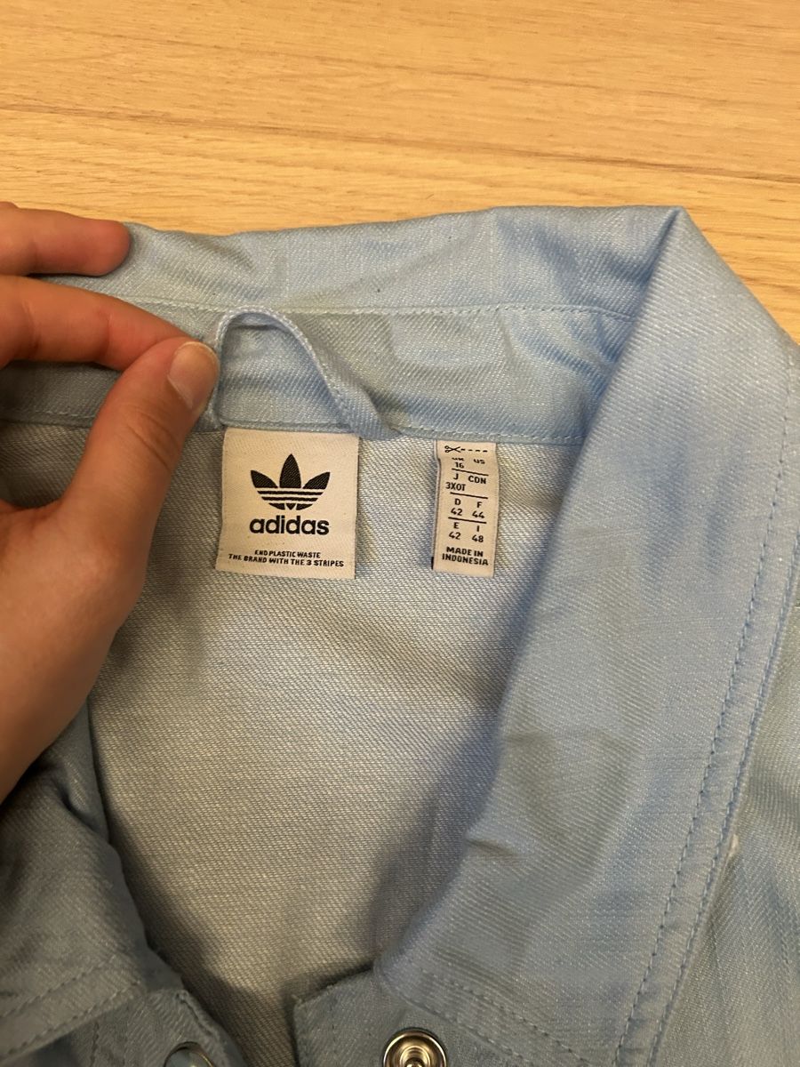 Adidas Jacken: Adidas Jeansjacke Gr. 42 – Neu (gemäss Beschreibung) aus Mönchaltorf von johanna_k06 2
