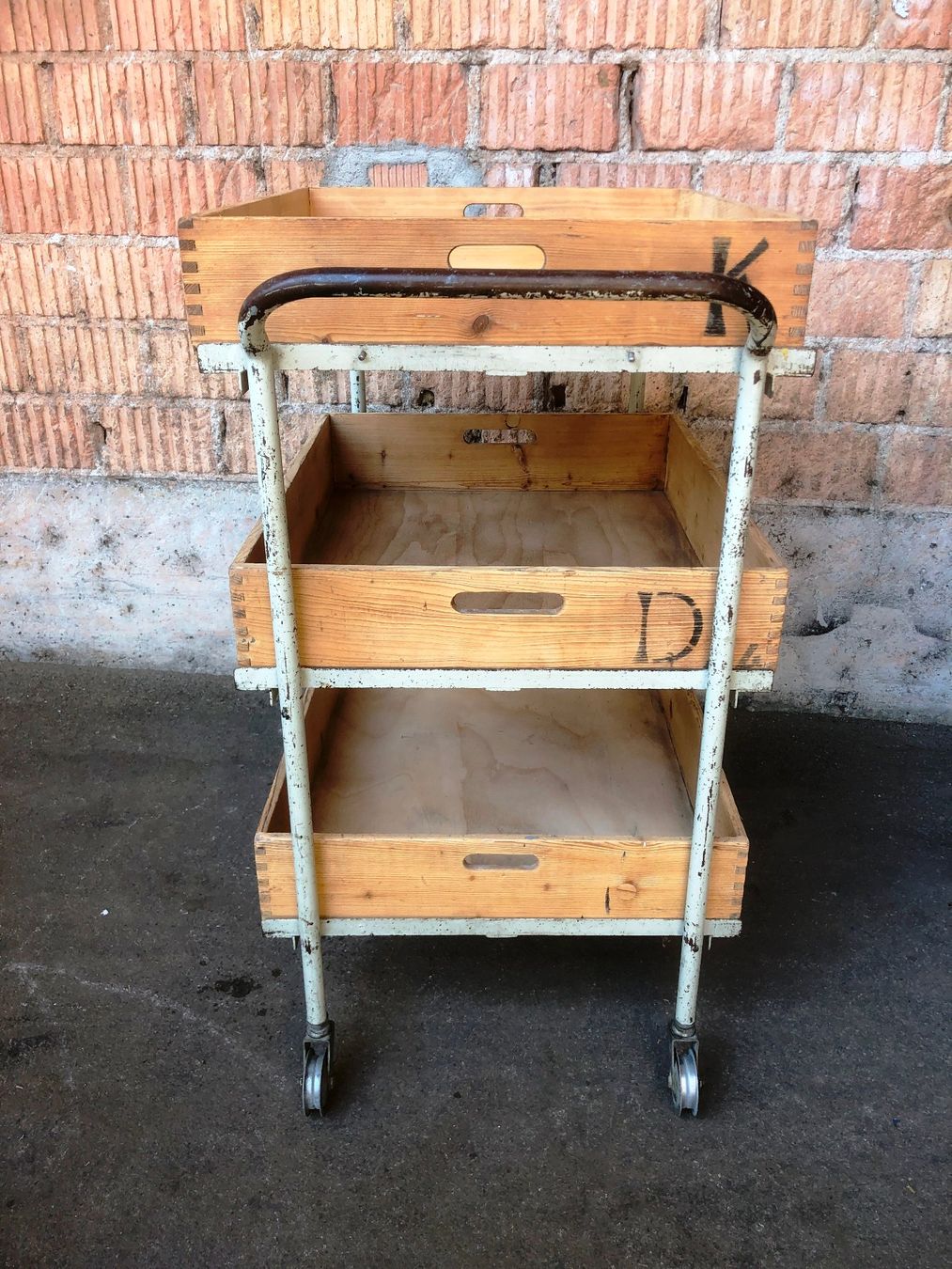 Mobili & Arredamento: Rollwagen Vintage mit 3 Holzboxen – Usato da Laufenburg venduto da industrial-silence 2