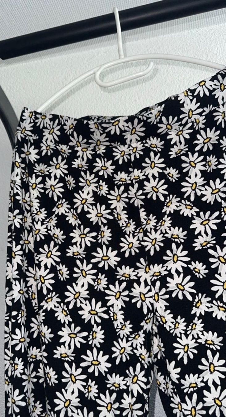 Pantaloni: Stoffhosen Margeriten – Nuovo (secondo la descrizione) da Steffisburg venduto da Kudiru 1