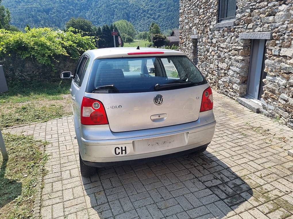 Autos: Vw Polo 1400 – D'occasion à S. Vittore par Joetapiro 1