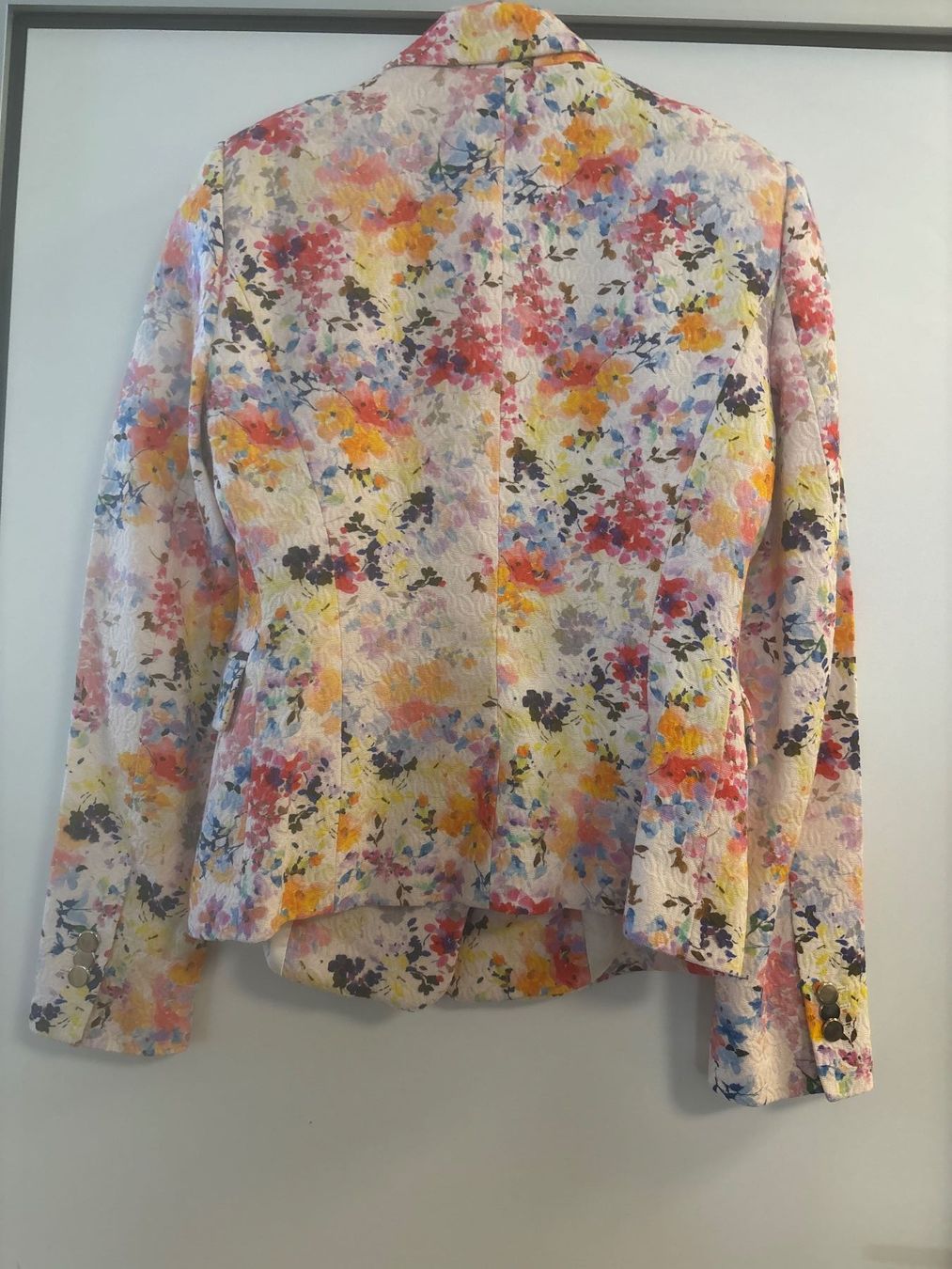 Zara Jacken: Blazer mit Blumenmuster - Zara - Gr. S - neuwertig – Neu (gemäss Beschreibung) aus Brügg BE von doppelrittberger 4