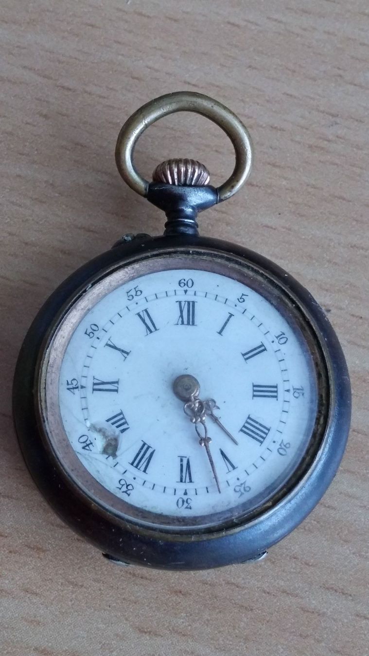 Orologi: Taschenuhr schwarz Gehäuse 30mm – Difettoso da Zürich venduto da sendbad 1