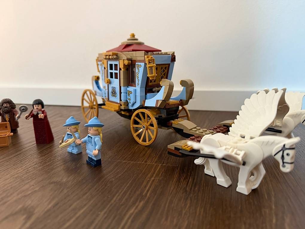 Kit di costruzioni: Lego Beauxbatons' Carriage: Arrival at Hogwarts, Set 75958 – Usato da Herisau venduto da Mr_Wolf 4