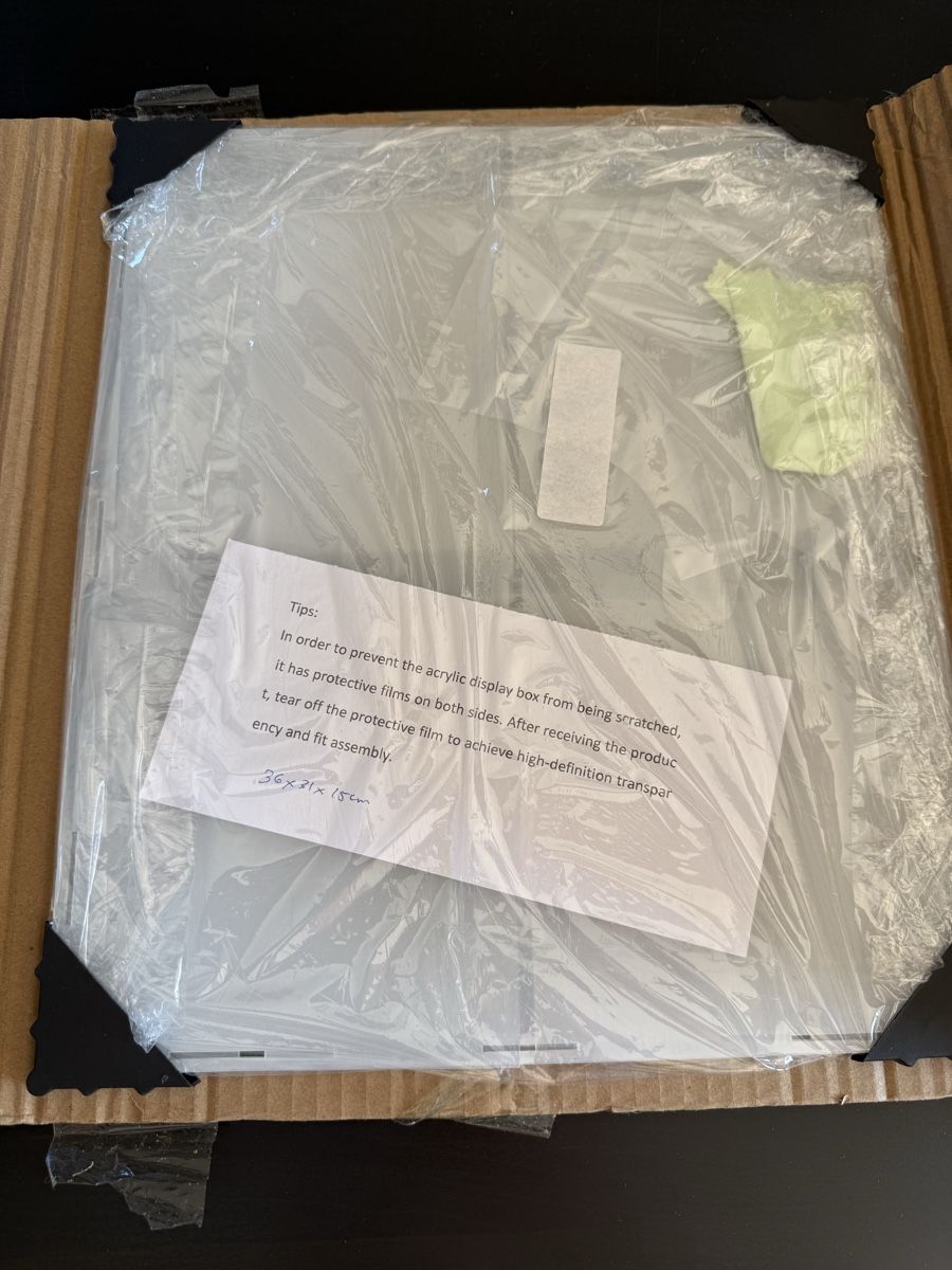Vetrine: Display Case Acrylic with Black Base - 36x31x15cm - New – Nuovo e nell'imballaggio originale da Wallbach venduto da Nenex 1