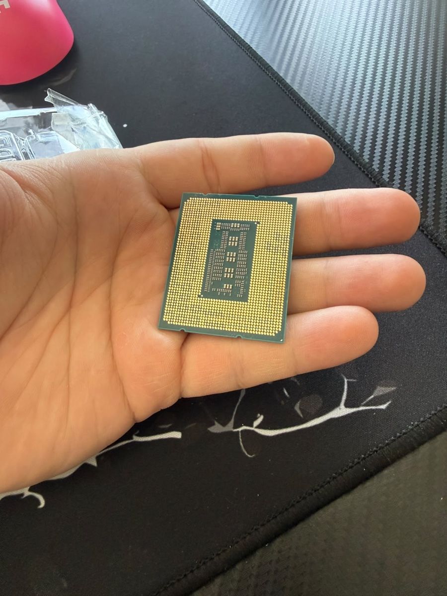 Intel Composants électroniques: Intel Core i7-13700F CPU – D'occasion à Burgdorf par Khalid_Che 1