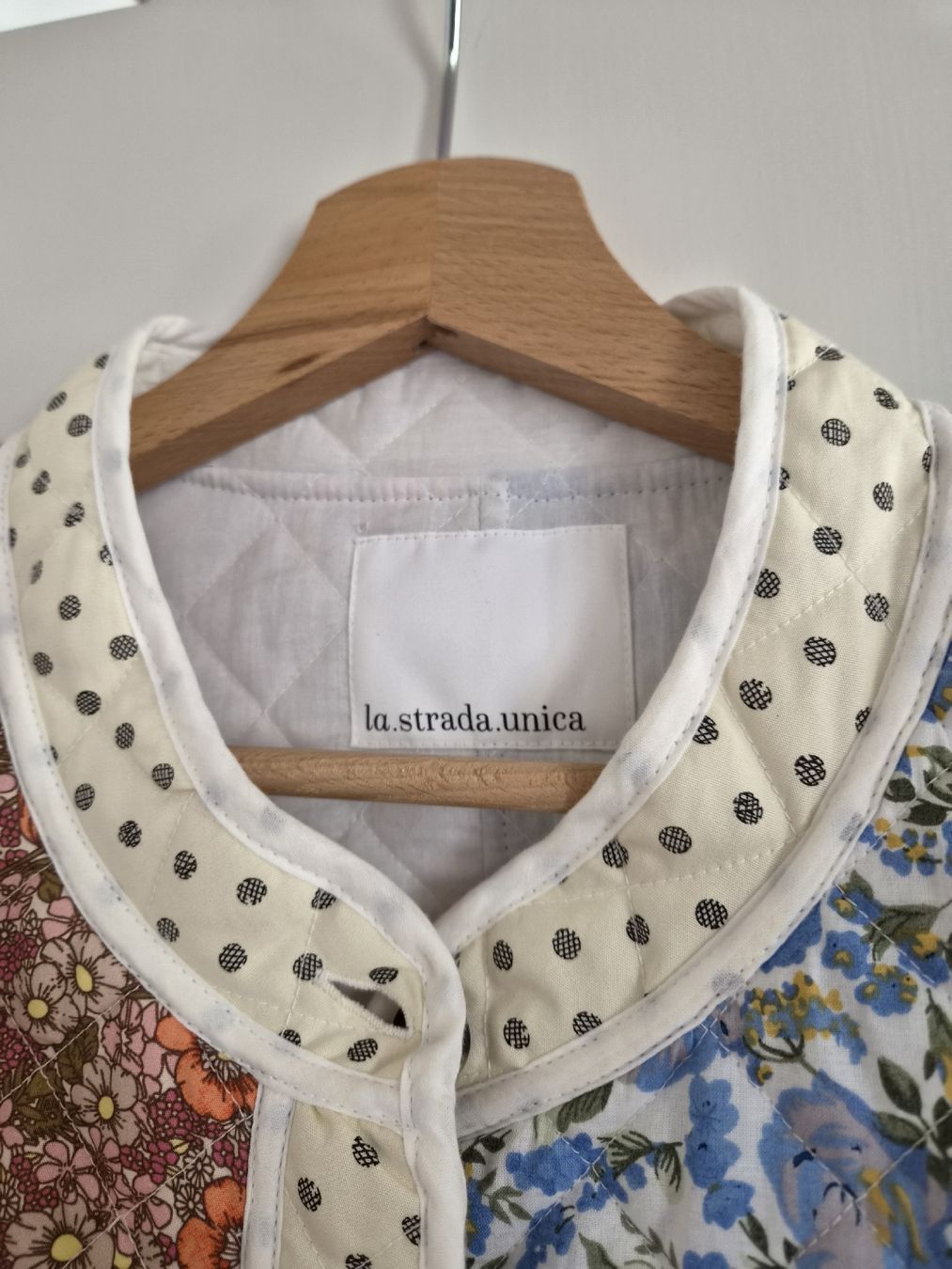 Jacken: Steppjacke la strada unica  – Neu (gemäss Beschreibung) aus St. Gallen von Livcastoldi 1