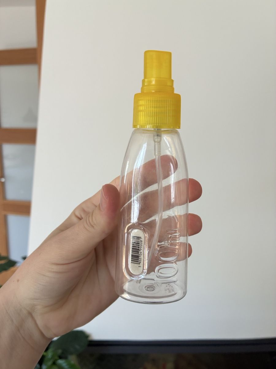 Altro per la cura del corpo: Empty Travel Size Spray Bottle - 100ml - Yellow Top – Usato da Untersiggenthal venduto da mic_ksv9