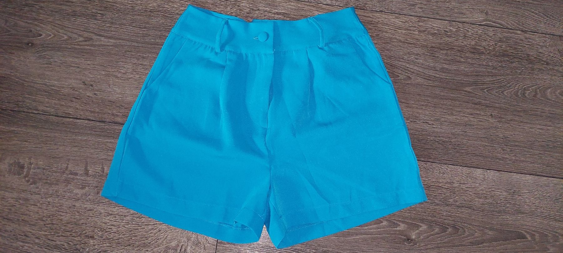 Pantaloni: Sommer Shorts Blau gr 36 – Nuovo (secondo la descrizione) da Gwatt (Thun) venduto da Letzte-Chance-III 1