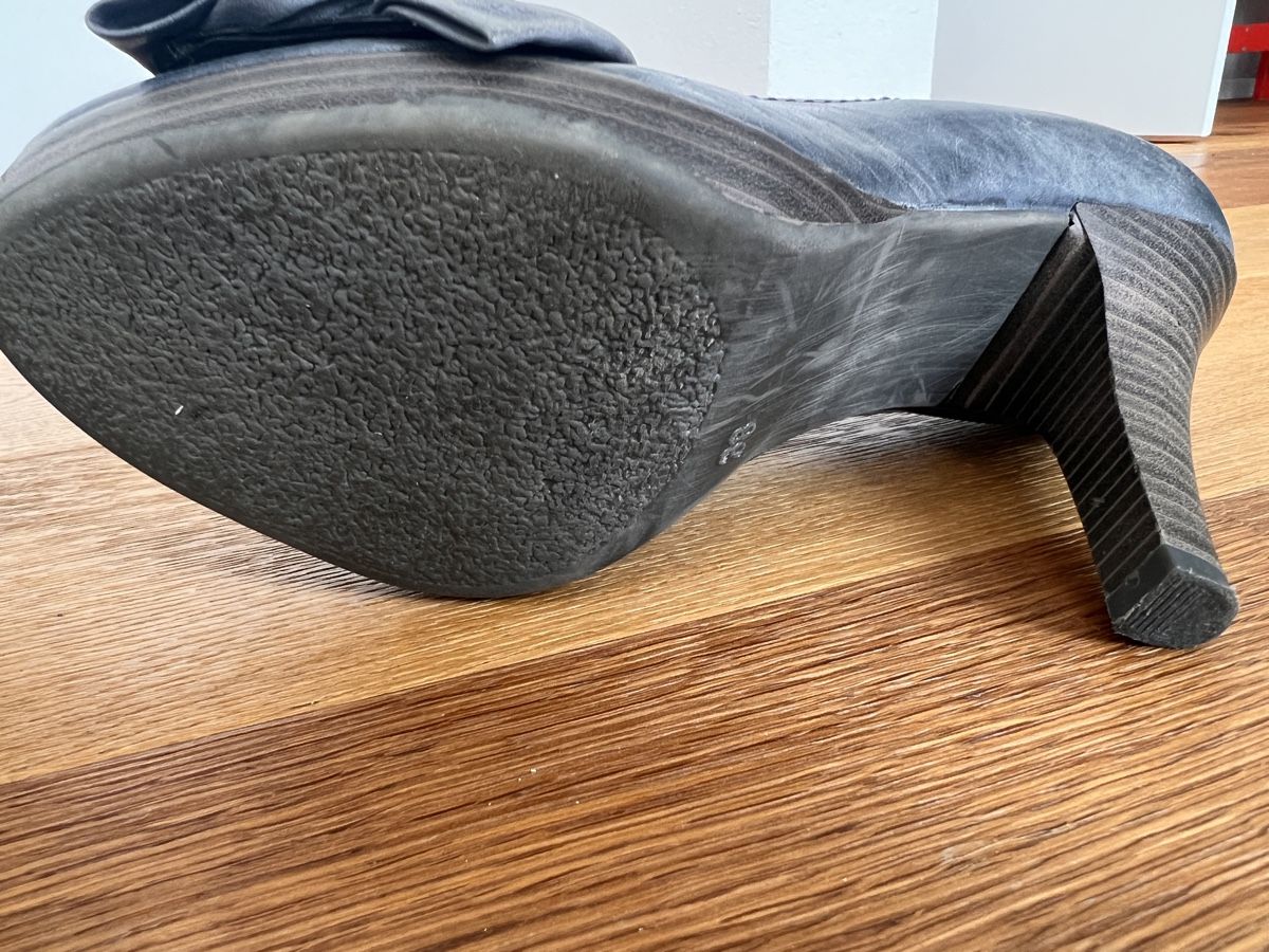 Scarpe da donna: Marco Tozzi Lederschuhe Gr. 38 – Usato da Gipf-Oberfrick venduto da Sonne010203 4