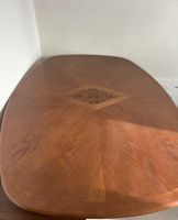 Table ovale extensible vintage en bois massif