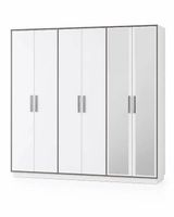 Modernen und neuen Kleiderschrank