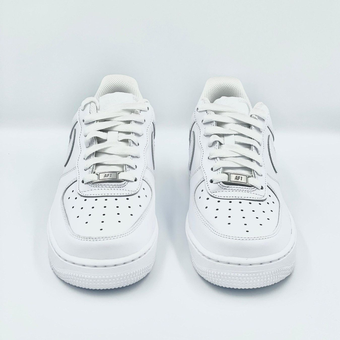 Nike Scarpe da donna: Nike Air Force 1 Triple White EU 38.5 – Nuovo e nell'imballaggio originale da Erlinsbach venduto da sasneakers 5