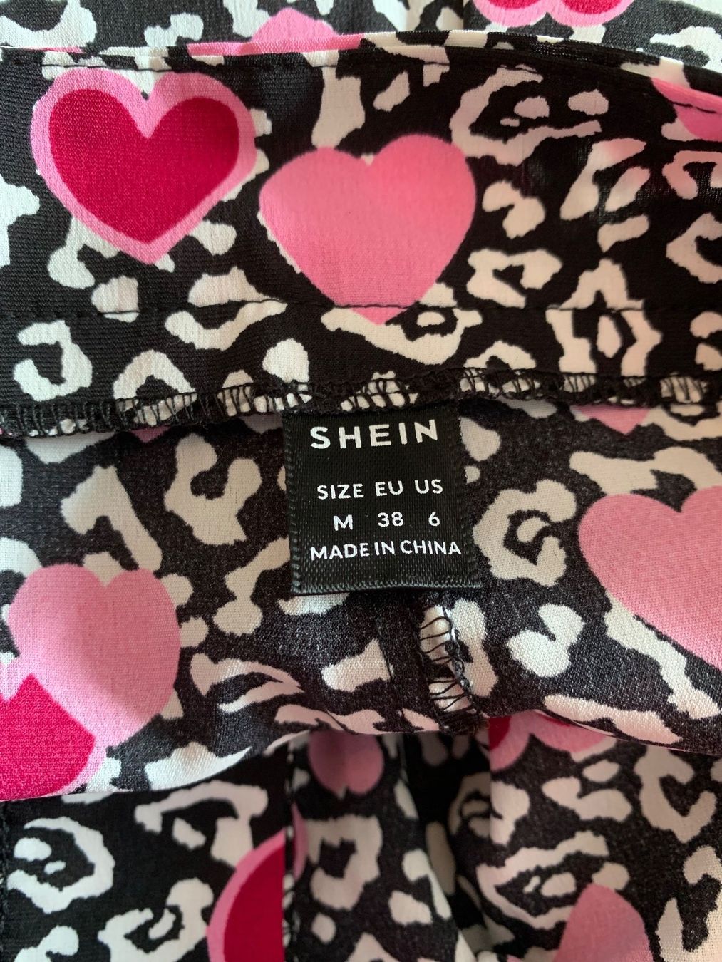Shein Hosen: Joli short large Shein t. 38 neuf – Gebraucht aus MEYRIN von Gwendo10 2
