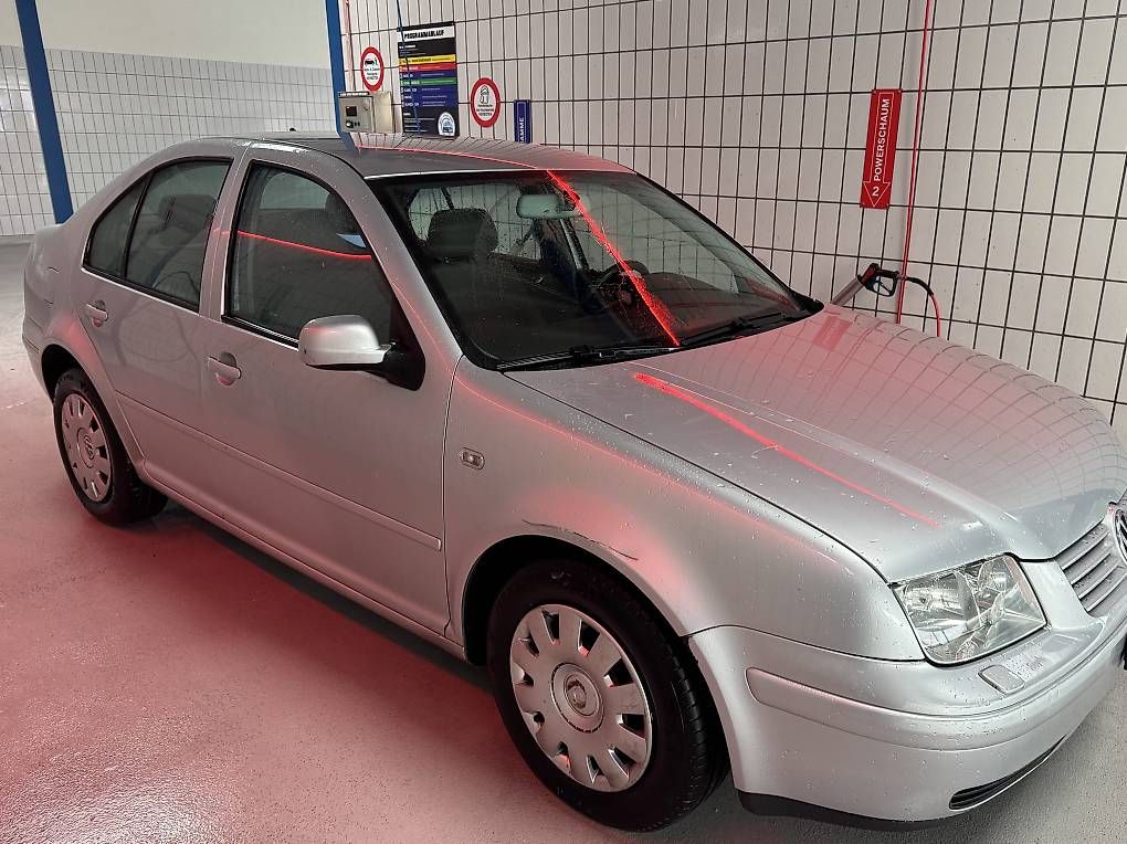 Automobili: VW BORA 1.8 T – Usato da Wil SG venduto da bul_nth5 2