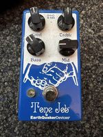 Tone Job V2 EQ & Booster EarthQuacker