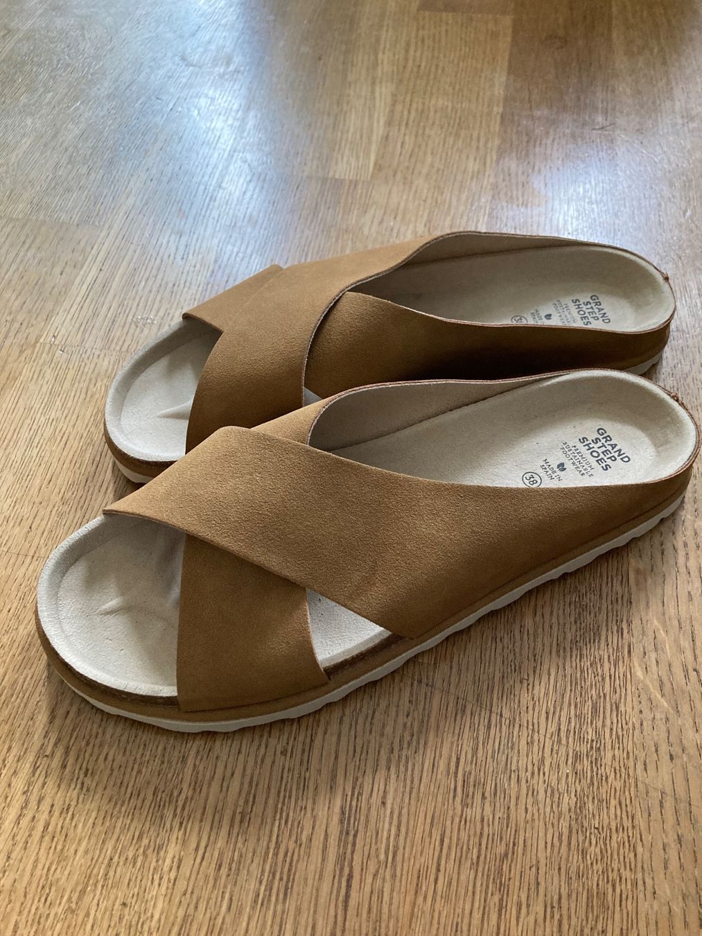 Scarpe da donna: Sandalen Größe 38 – Usato da Zürich venduto da Mauersegler