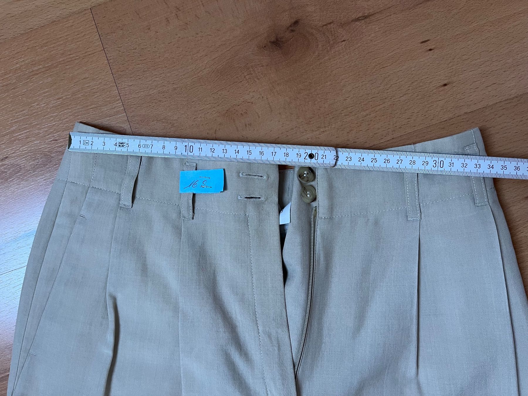 Pantaloni: Business Hose 36 tailliert beige – Usato da Riet (Neftenbach) venduto da kim_gfw6 2