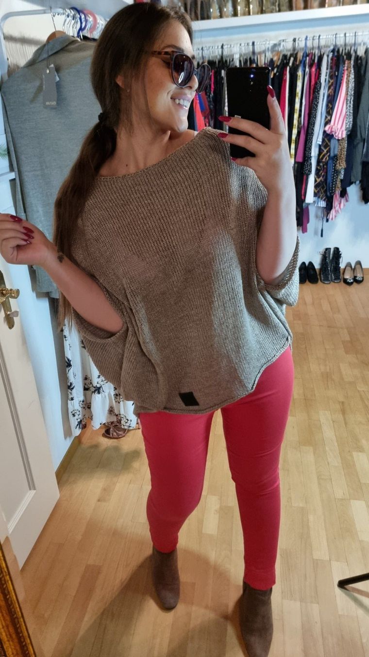 Altro in Moda donna: 🌺Gestrickte Poncho Größe L🌺 – Difettoso da Wald ZH venduto da CapLux 7
