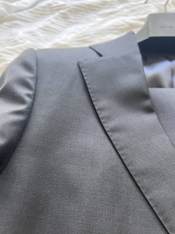 Costumes: Suitsupply Anzug Navy 94 – D'occasion à St Gallen par rub_gk9g 2