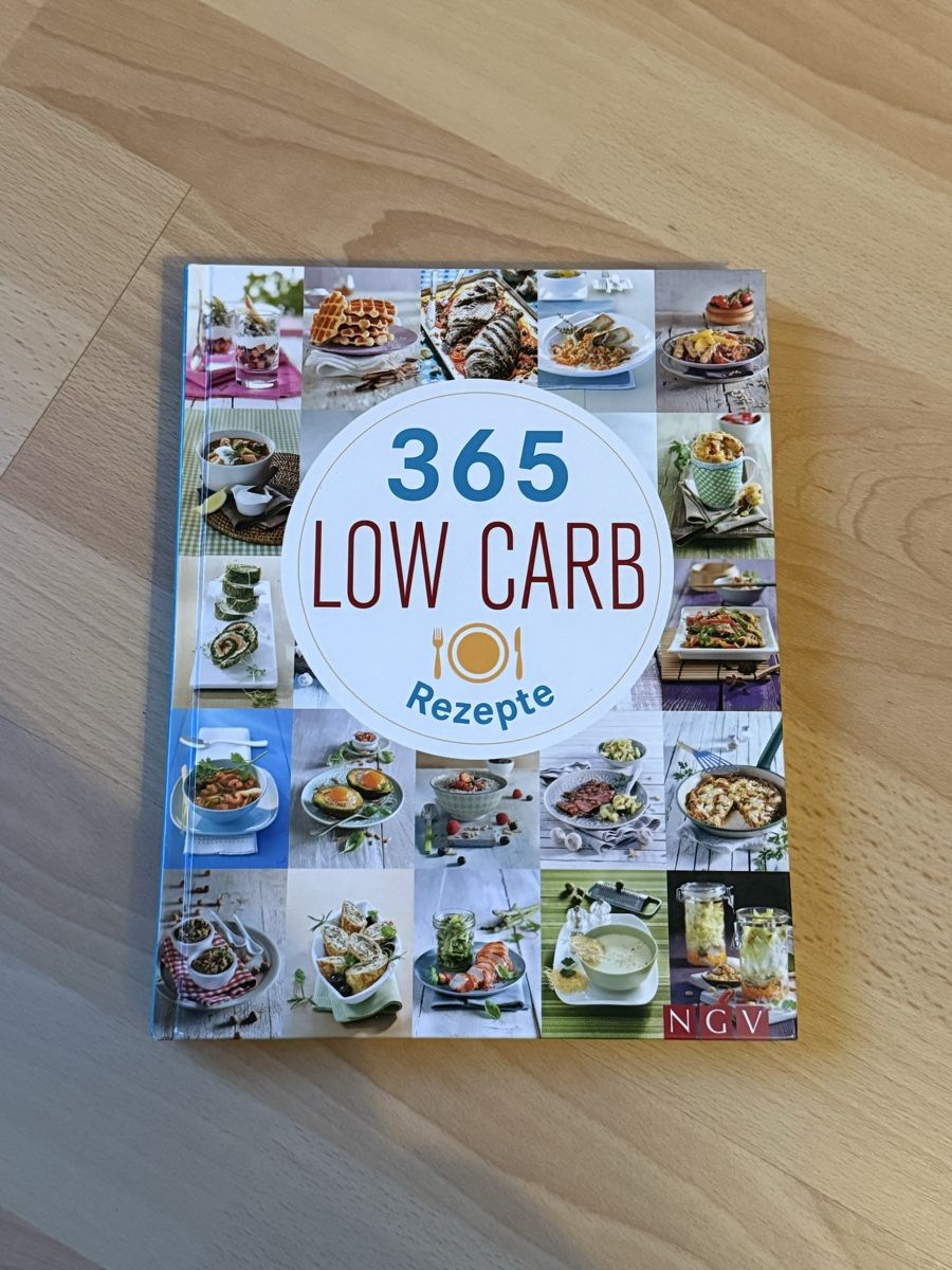 Libri: Kochbuch: 365 Low Carb Rezepte – Usato da Triengen venduto da Wooopy
