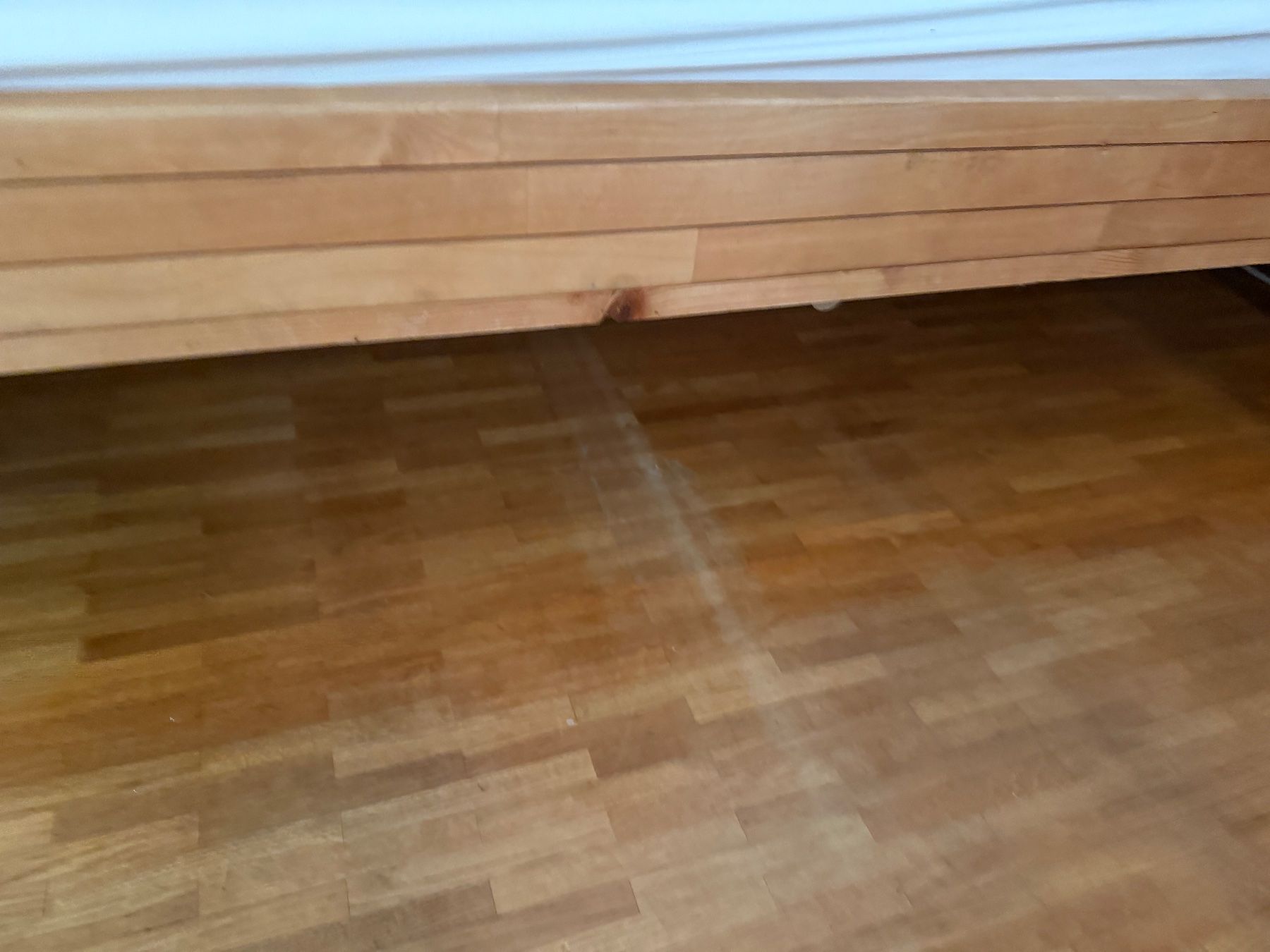 Betten: Bett 200X90 – Gebraucht aus Windisch von kletter_anja 4