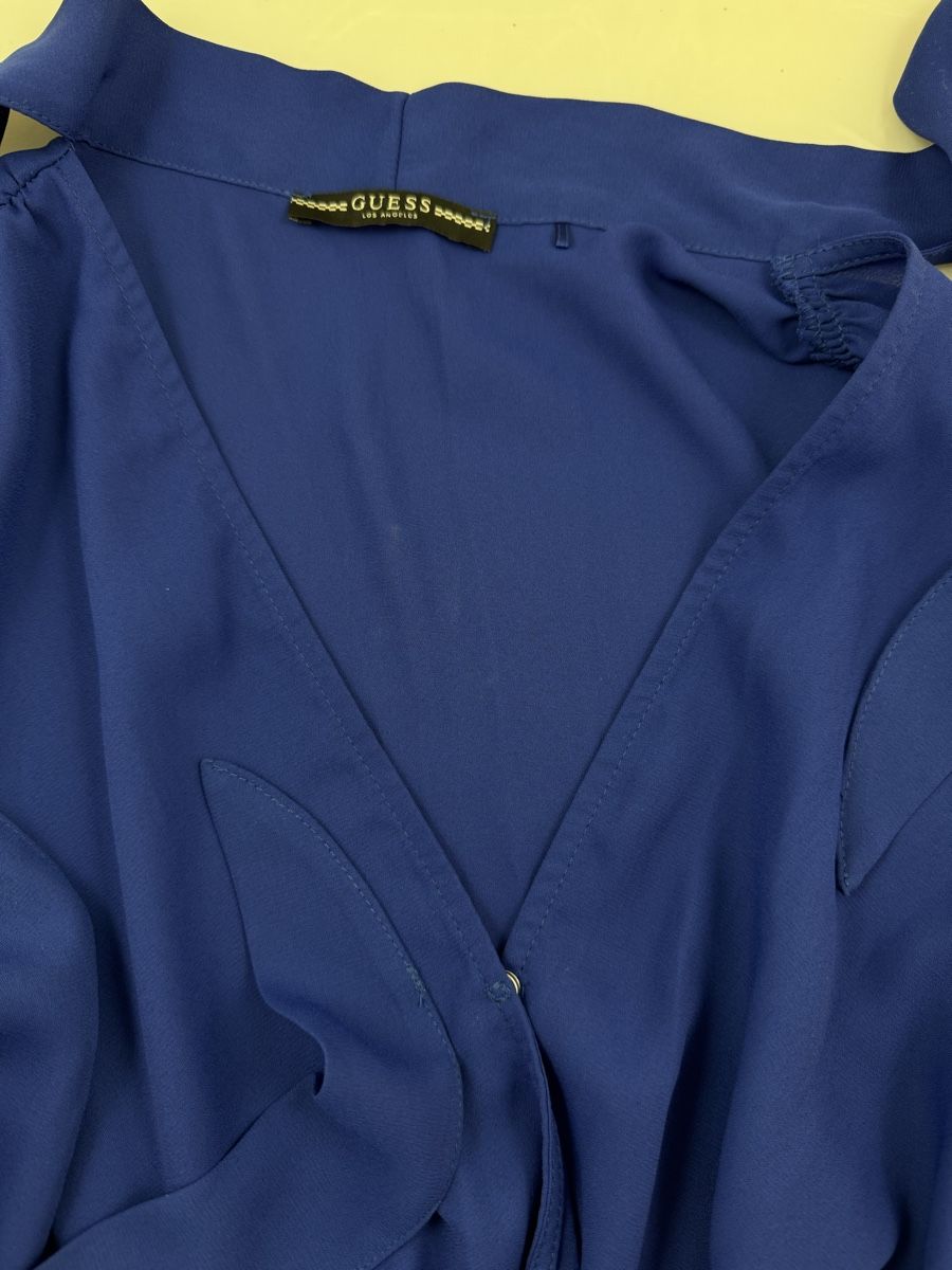 Guess Tops: Guess Blue Blouse Size S, elegant Summer Top – Gebraucht aus Hurden von rac_wyf8 3