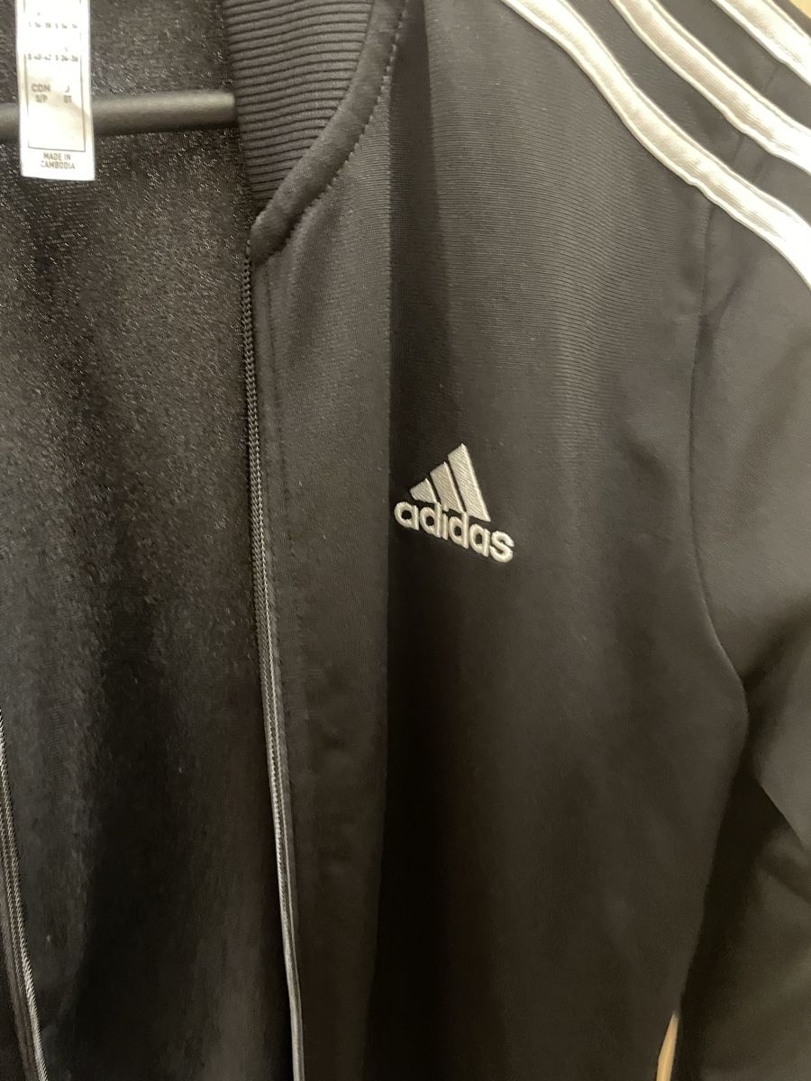 Adidas Giacche: Adidas Trainingsjacke Grösse S – Nuovo (secondo la descrizione) da St. Gallen venduto da web_r57v 2