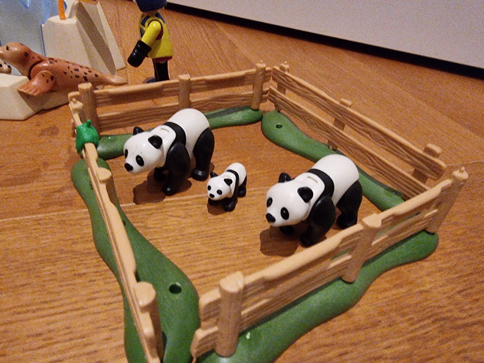 Playmobil Spielzeuge: Playmobil Zoo mit Zubehör  – Gebraucht aus Sachseln von Oberhuiser 2