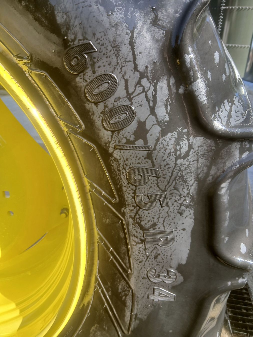 Pneumatici & Ruote complete: Kompletträder 600/65 R34 – Usato da Wiliberg venduto da Deutzpower 7