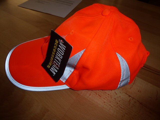 Altro in  Abbigliamento & Accessori: SCHUTZ - KAPPE mit Sonnenschutz – Usato da Winterthur venduto da Bulldog5 4