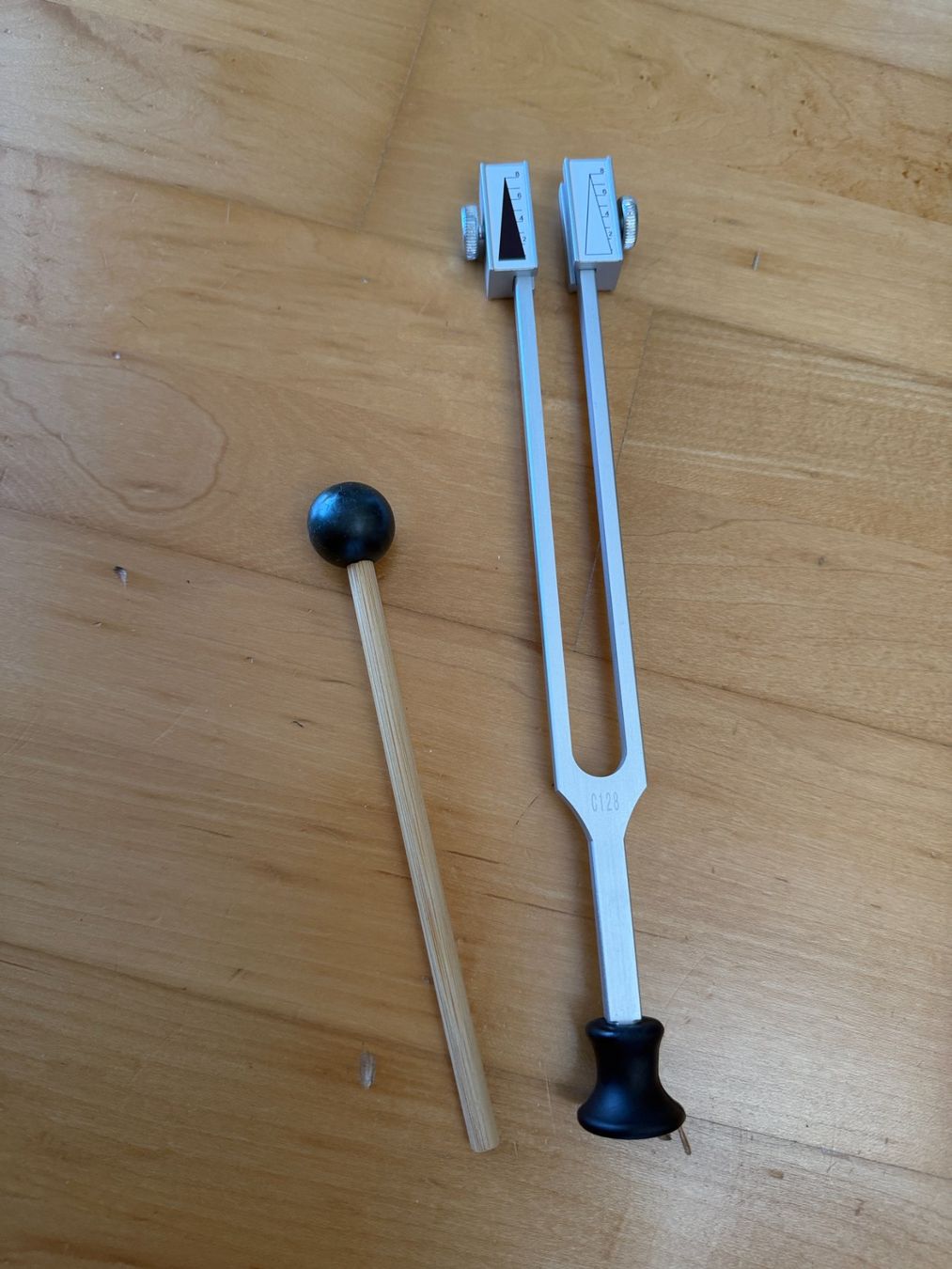 Attrezzature mediche: Reflex-Hammer + Stimmgabel – Usato da Dübendorf venduto da dreamliner-787 1