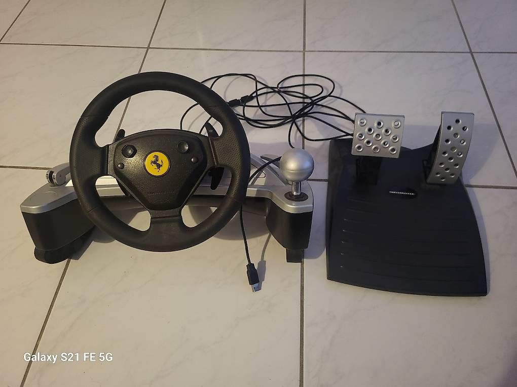 Controller: Volante e pedaliera Trust master per giochi PC – Usato da Roveredo GR venduto da drifter88 2