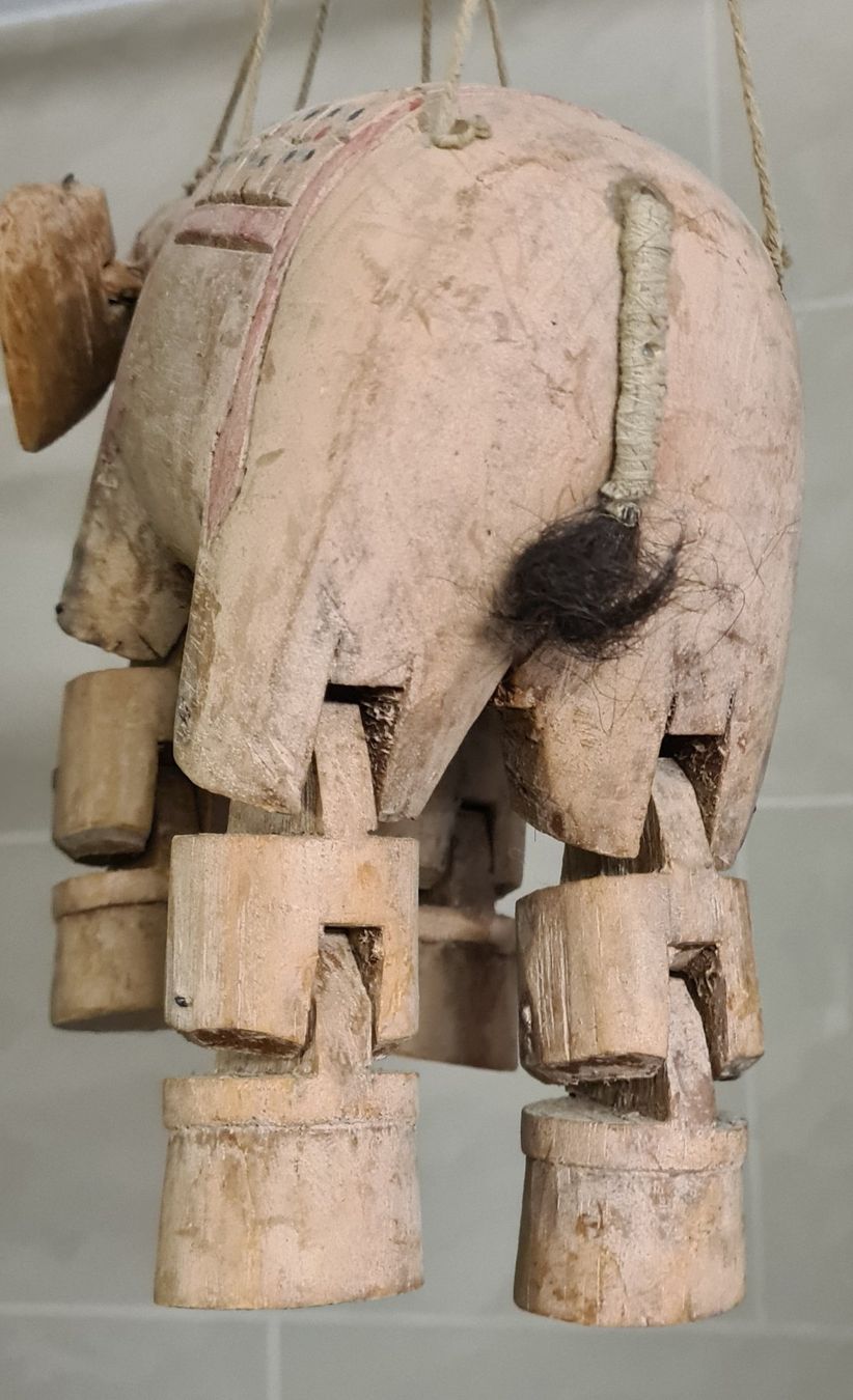 Bambole: Marionette Elefant Elephant selten handgeschnitzt – Nuovo (secondo la descrizione) da Füllinsdorf venduto da Sternenblick19 3